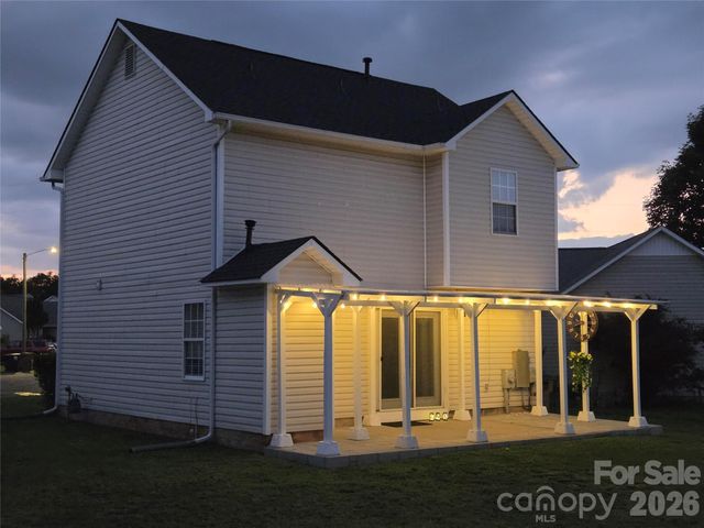 5802 Autumn Trace Lane, Indian Trail, NC 28079