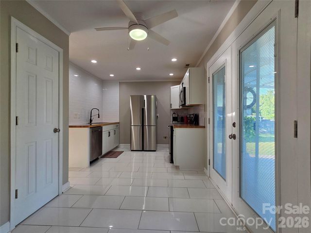 5802 Autumn Trace Lane, Indian Trail, NC 28079