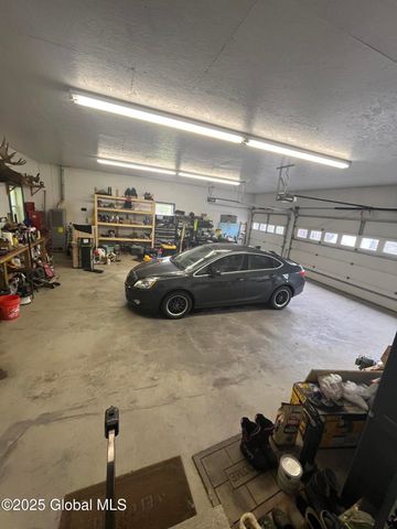 2940 Plank Road, Moriah, NY 12956