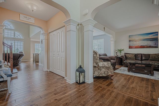 6508 Waterford Drive, Mchenry, IL 60050
