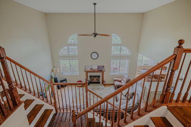 6508 Waterford Drive, Mchenry, IL 60050