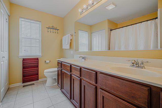 6508 Waterford Drive, Mchenry, IL 60050