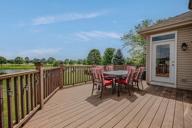 6508 Waterford Drive, Mchenry, IL 60050