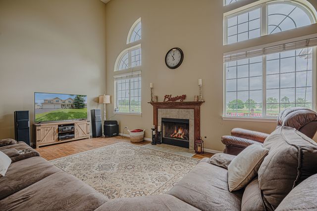 6508 Waterford Drive, Mchenry, IL 60050