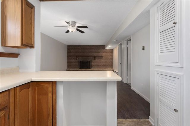 9807 Jewell Court, Independence, MO 64052