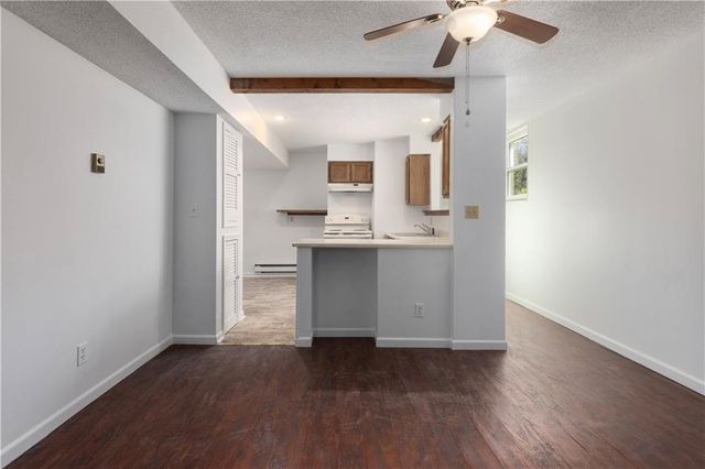 9807 Jewell Court, Independence, MO 64052