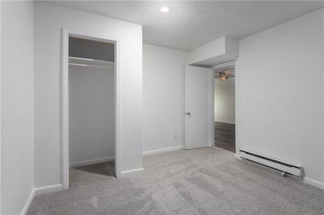 9807 Jewell Court, Independence, MO 64052