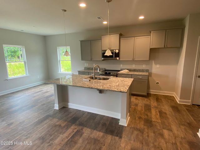 265 Nellie Lane, Swansboro, NC 28584