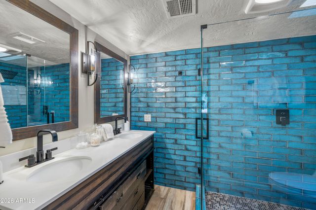 385 ROCKRIDGE Drive, Sedona, AZ 86336