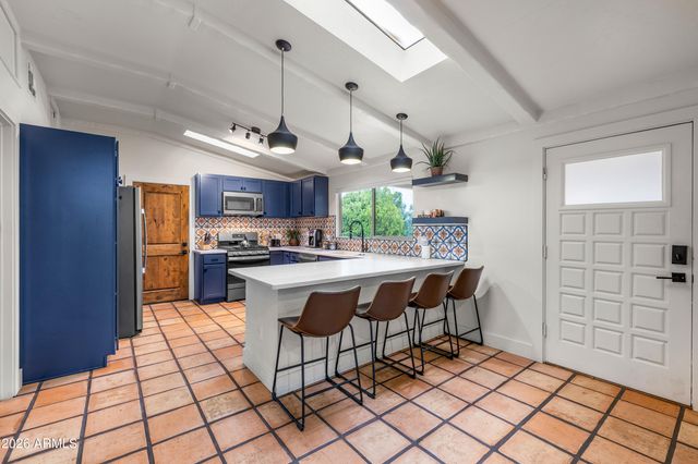 385 ROCKRIDGE Drive, Sedona, AZ 86336