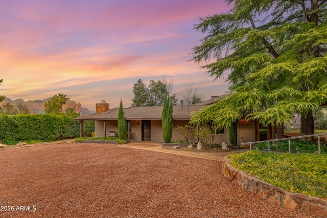 385 ROCKRIDGE Drive, Sedona, AZ 86336
