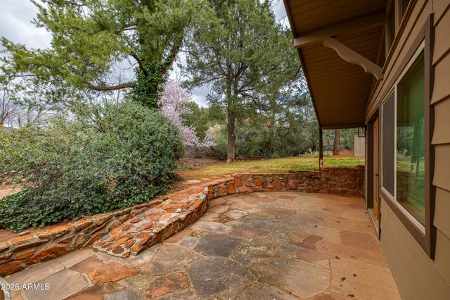385 ROCKRIDGE Drive, Sedona, AZ 86336