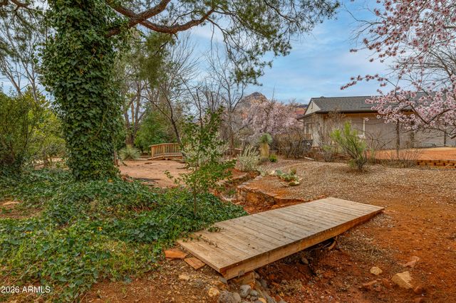 385 ROCKRIDGE Drive, Sedona, AZ 86336