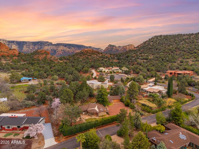 385 ROCKRIDGE Drive, Sedona, AZ 86336