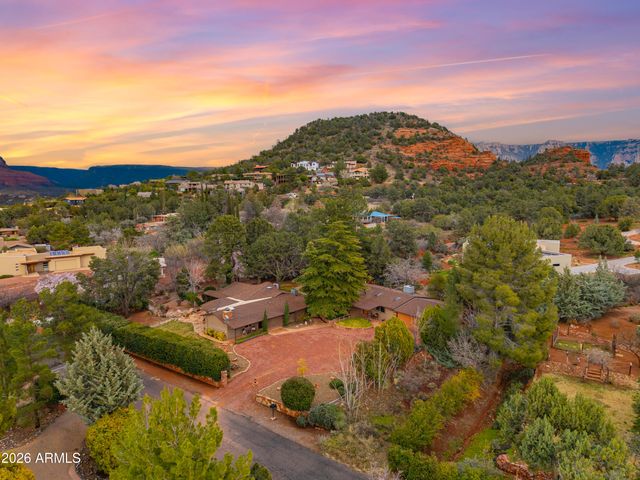 385 ROCKRIDGE Drive, Sedona, AZ 86336