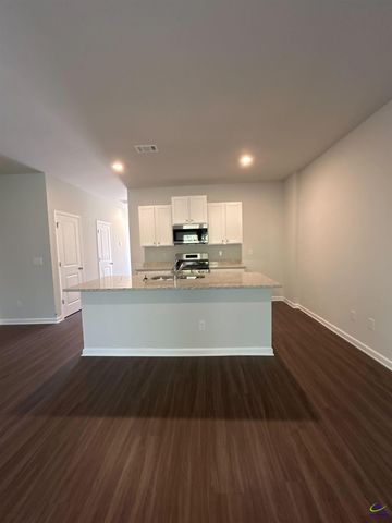 142 Red Oak Trail, Milledgeville, GA 31061