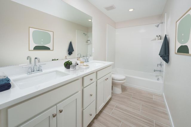 7238 Covell Beach Ln, Stockton, CA 95219