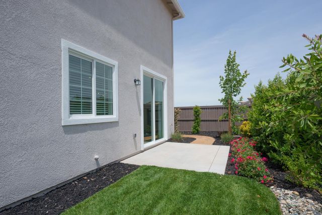 7238 Covell Beach Ln, Stockton, CA 95219