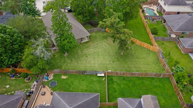 17630 Durham Ridge Lane, Humble, TX 77346