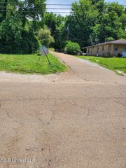 Grady Avenue, Yazoo City, MS 39194