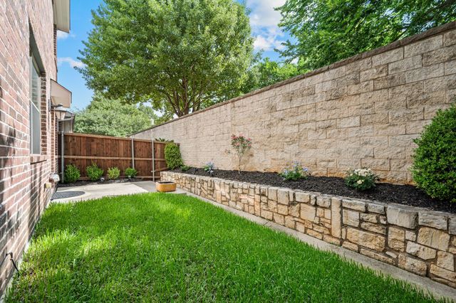250 Churchill Loop, Grapevine, TX 76051