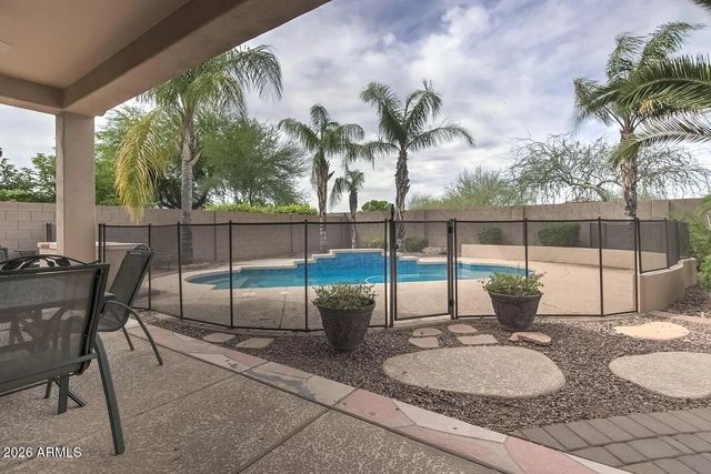 9757 E GRANDVIEW Street, Mesa, AZ 85207