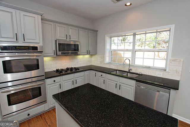 5057 Bethpage Drive, Suwanee, GA 30024