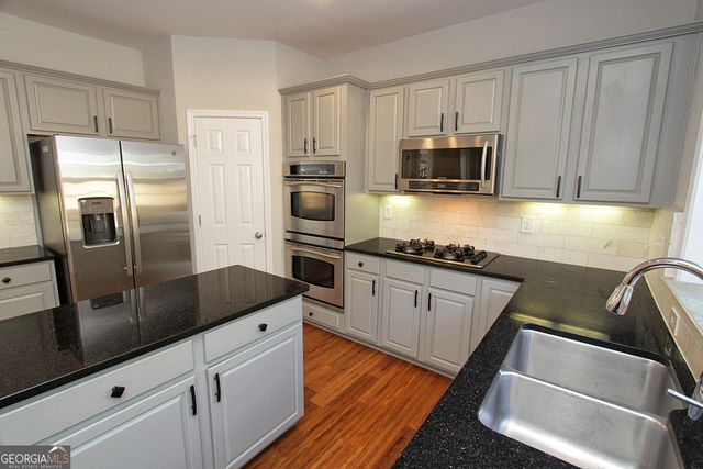 5057 Bethpage Drive, Suwanee, GA 30024