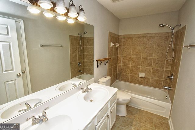 5057 Bethpage Drive, Suwanee, GA 30024