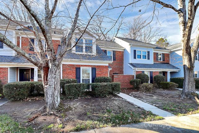 9449 Kings Falls Drive, Charlotte, NC 28210