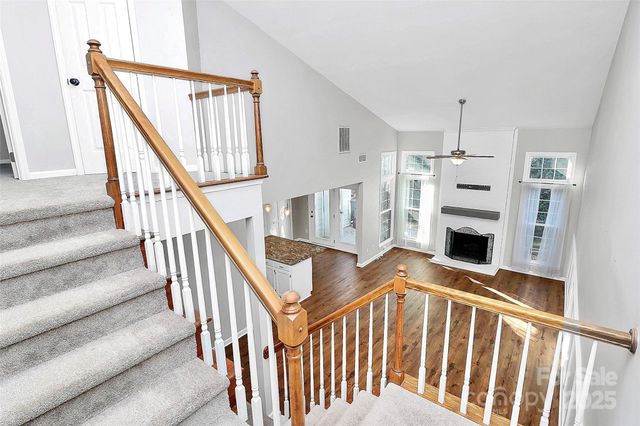 9449 Kings Falls Drive, Charlotte, NC 28210