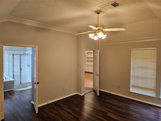 6930 Shady Lane, Sugar Land, TX 77479