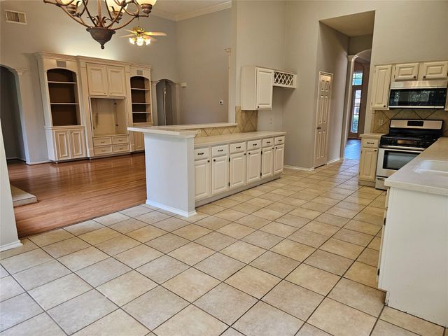 6930 Shady Lane, Sugar Land, TX 77479