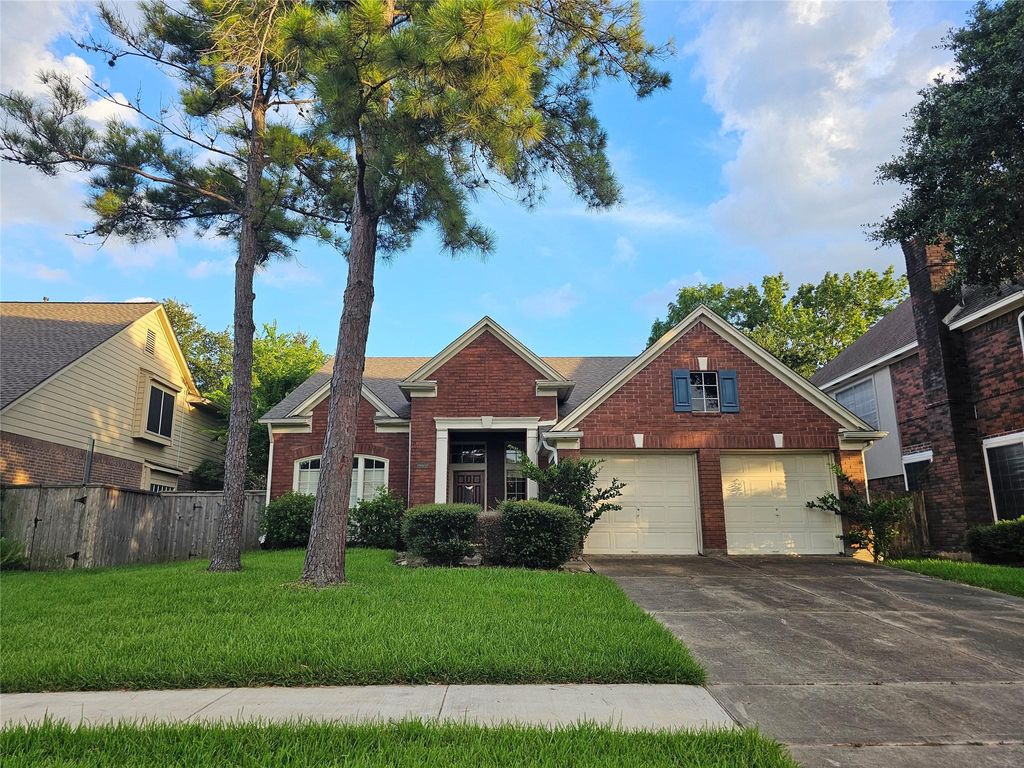 6930 Shady Lane, Sugar Land, TX 77479