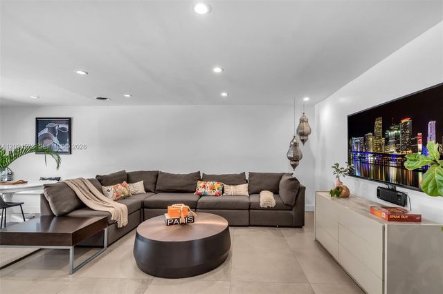 2471 NE 201st Street, Miami, FL 33180