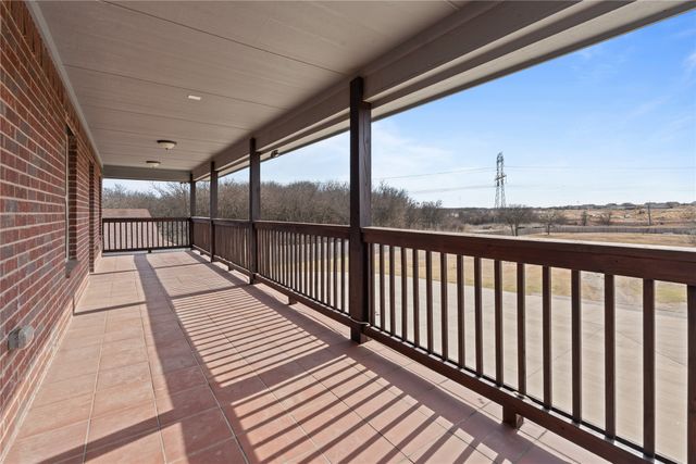 10437 Brangus Drive, Crowley, TX 76036