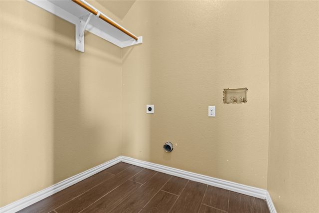 10437 Brangus Drive, Crowley, TX 76036