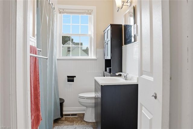 247 Plover DR, Portsmouth, VA 23704