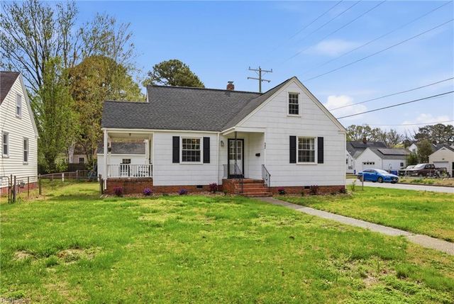 247 Plover DR, Portsmouth, VA 23704