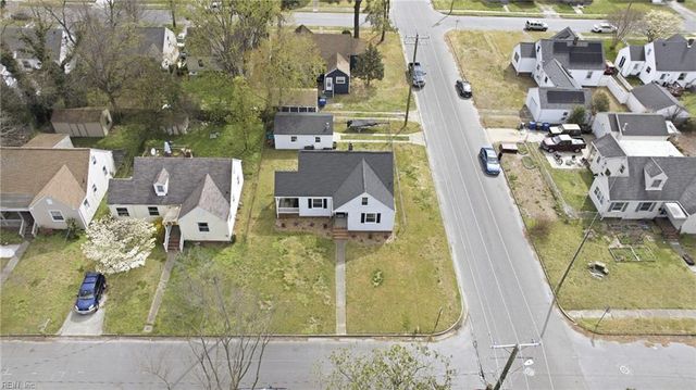 247 Plover DR, Portsmouth, VA 23704