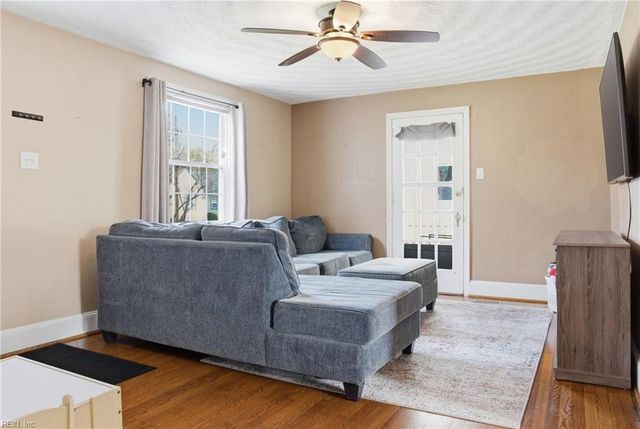 247 Plover DR, Portsmouth, VA 23704