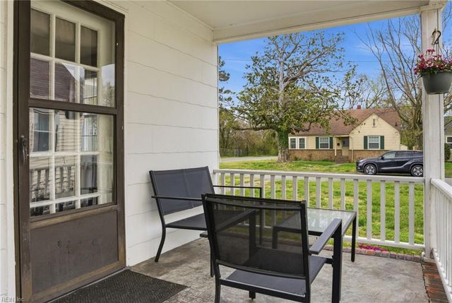 247 Plover DR, Portsmouth, VA 23704