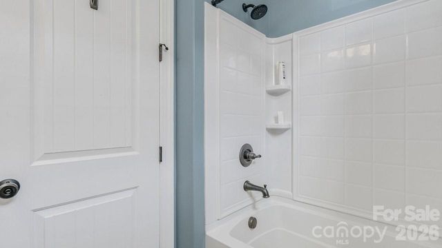 439 Granite Lake Court, Denver, NC 28037