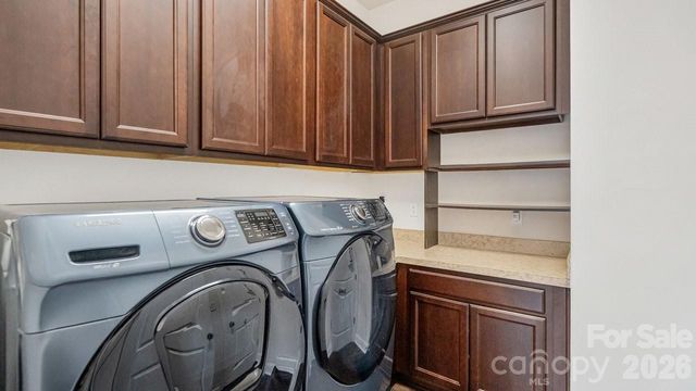 439 Granite Lake Court, Denver, NC 28037