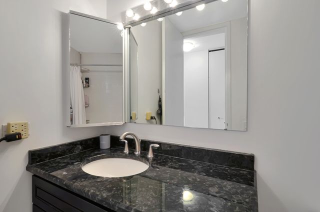 405 N WABASH Avenue 3204, Chicago, IL 60611