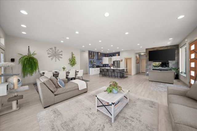 3307 W Hartson Ave, Spokane, WA 99224
