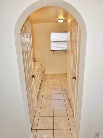 998 Garnet, Pomona, CA 91766