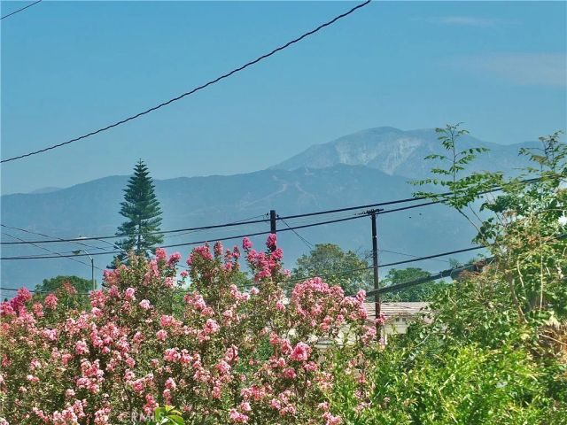 998 Garnet, Pomona, CA 91766