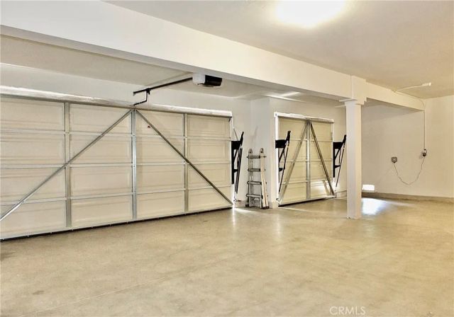 998 Garnet, Pomona, CA 91766