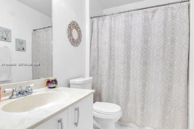 14817 Balgowan Rd 201-5, Miami Lakes, FL 33016